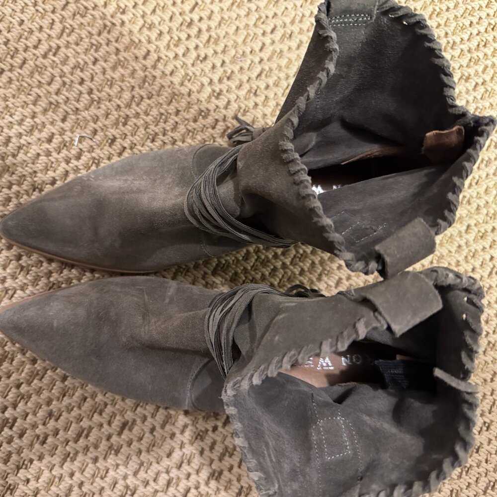 Ron White Gray suede boots size 40